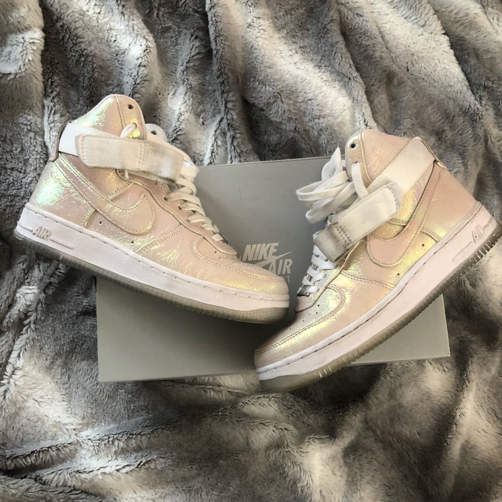 Nike Air Force 1 White Metallic